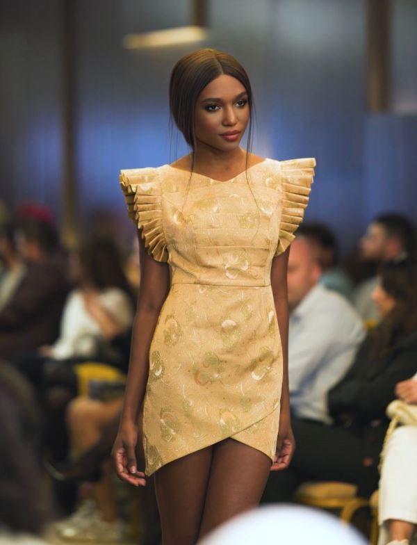 Moda Dünyasının Yeni Markası Successo Defilesi Büyüledi Moda Dünyasının Yeni Markası Successo Defilesi Büyüledi